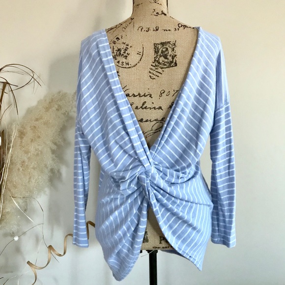 Last 1! SOFT twisted open back top - Picture 3 of 4